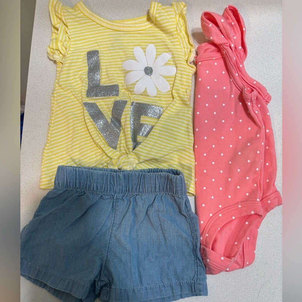 Carter’s - Summer Outfit Bundle - 3 Months